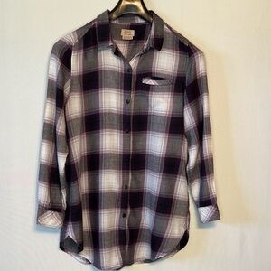 Boston Traders Women's Flannel Tunic Multi Colored Plaid.